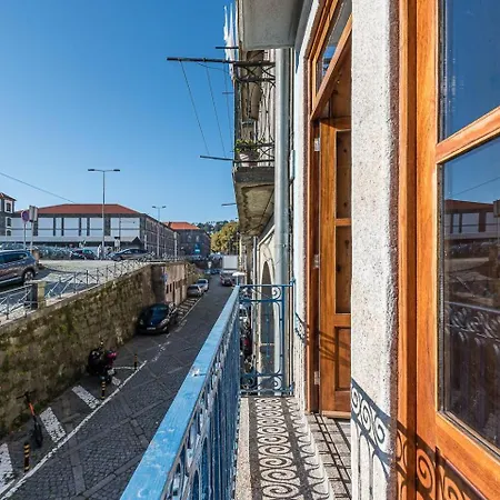 Guestready - Miragaia Stone Studios & Apartments Porto Exterior photo